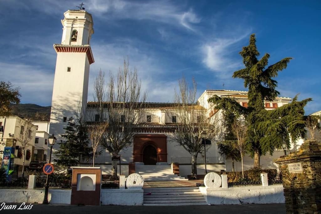 La Casa Rural De Paco Y Ana Pitres المظهر الخارجي الصورة